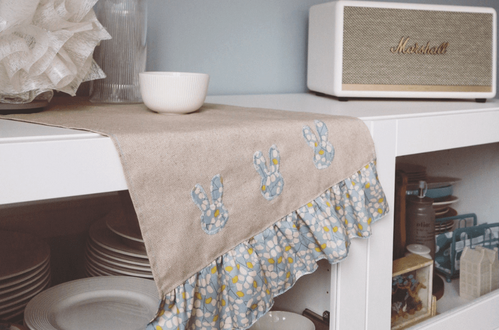 tutorial strofinaccio con ruches e coniglietti Burda
