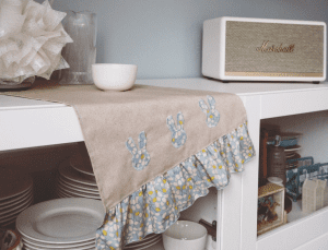 tutorial strofinaccio con ruches e coniglietti Burda
