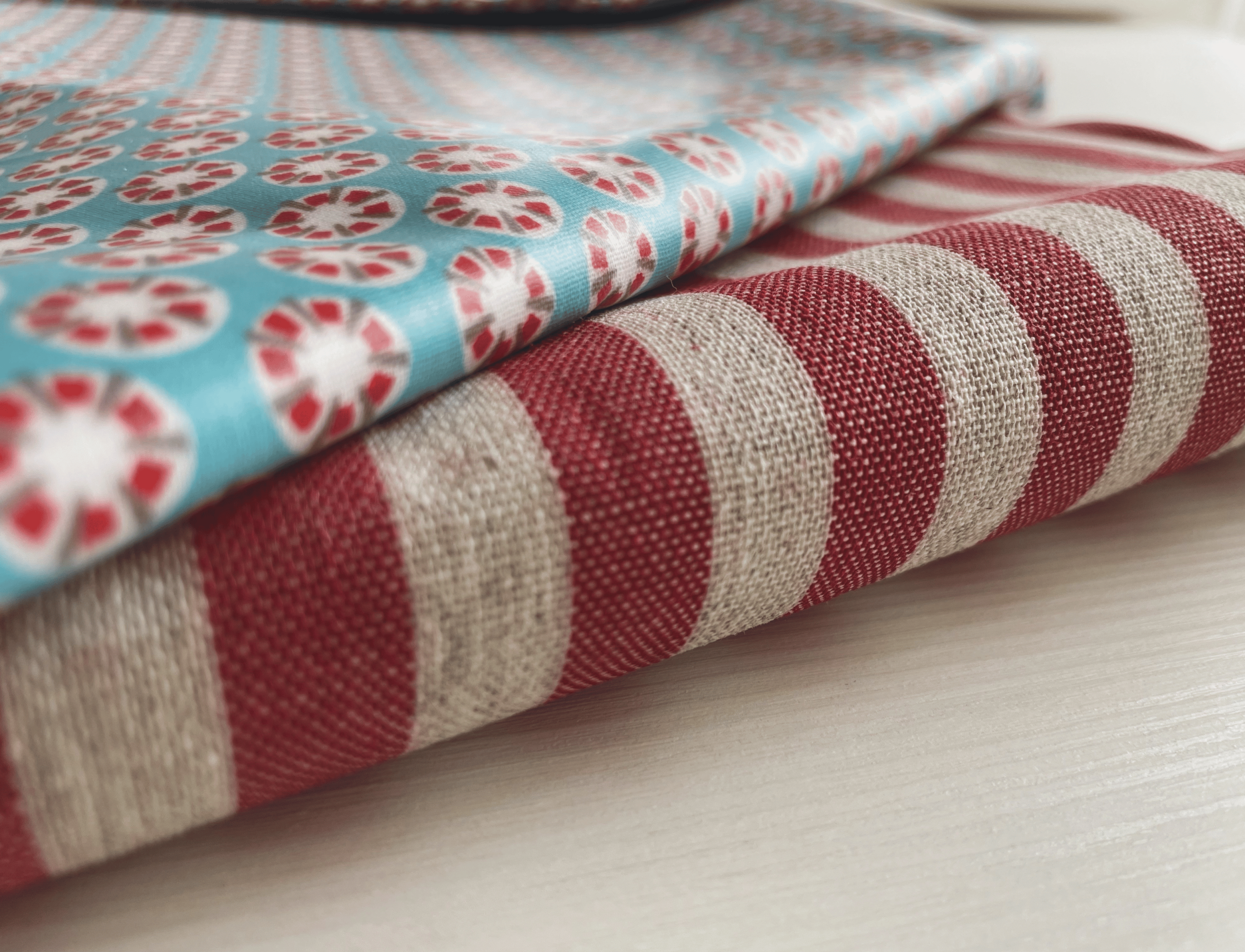 upcycling tovaglia di plastica